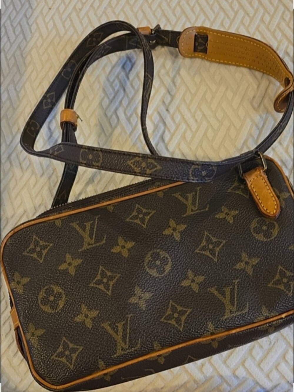 Louis Vuitton Marly Bandoulière – Monogram Canvas